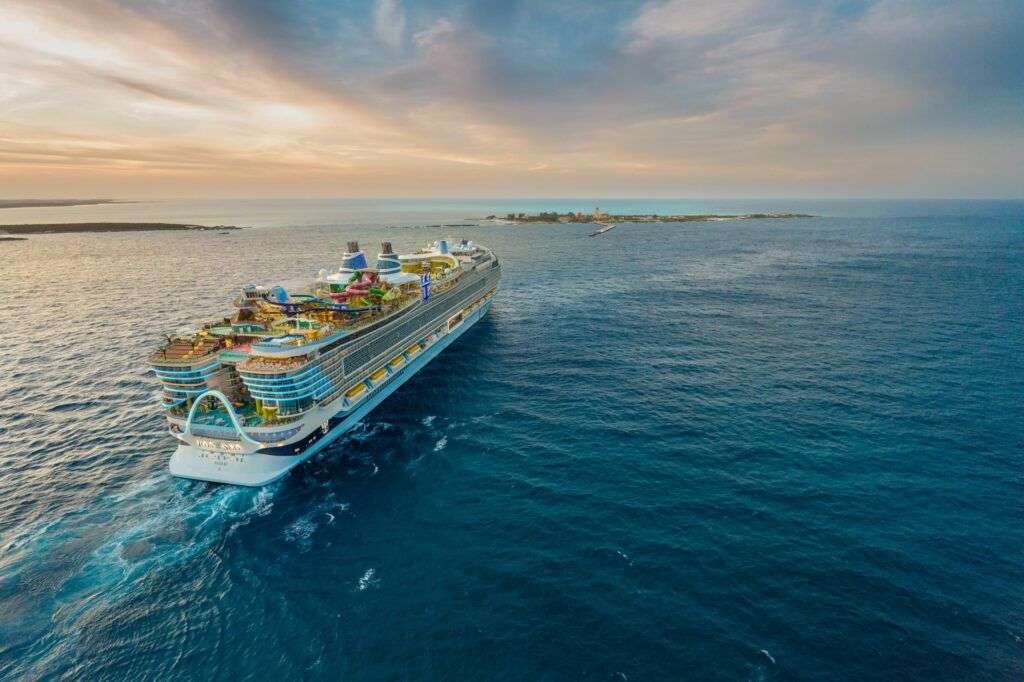 Photo d'un navire Royal Caribbean en pleine mer